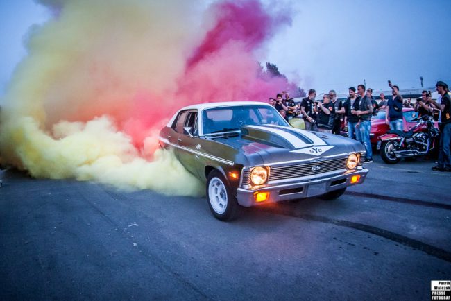 Kriminelle Rockergruppen. Pressefotograf Patrik Walczak Dortmund. 17th Jahresparty in Osnabrück. Polizeikontrollen, Niedersachsen.