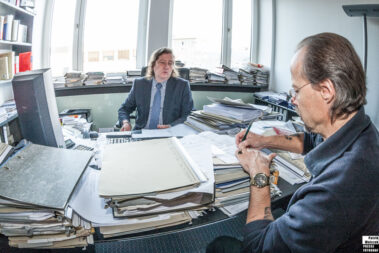 Bikers News, Anwalt mit Ahlsdorf im Gespräch, Colourverbot für Rocker